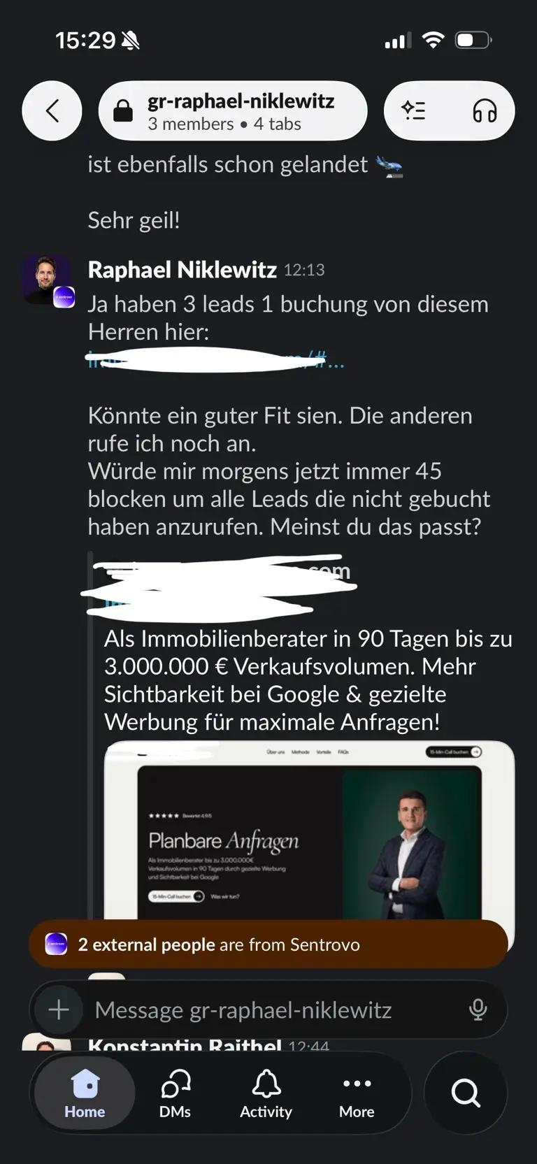 Slack: Raphael Niklewitz, „3 Leads, 1 Buchung, direkt der passende Fit“